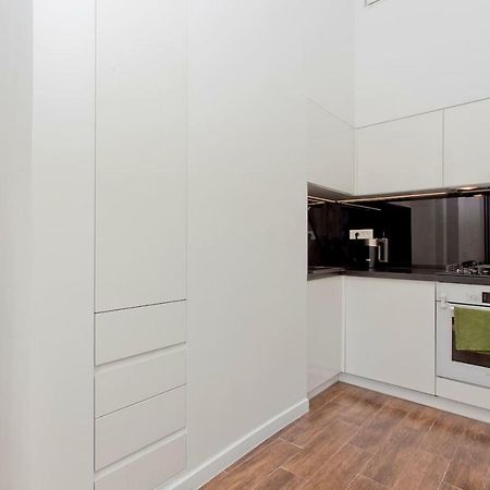 Luxury And Comfortable- Golden Apartments- Royal Street Varsóvia Exterior foto